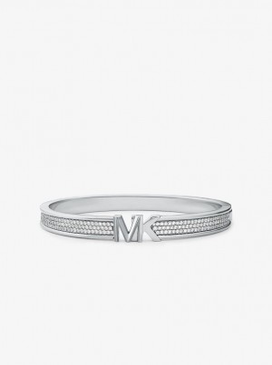 Pulseras Michael Kors Precious Metal-Plated Brass Pave Logo Bangle Mujer Plateadas | 6875-WSQLH