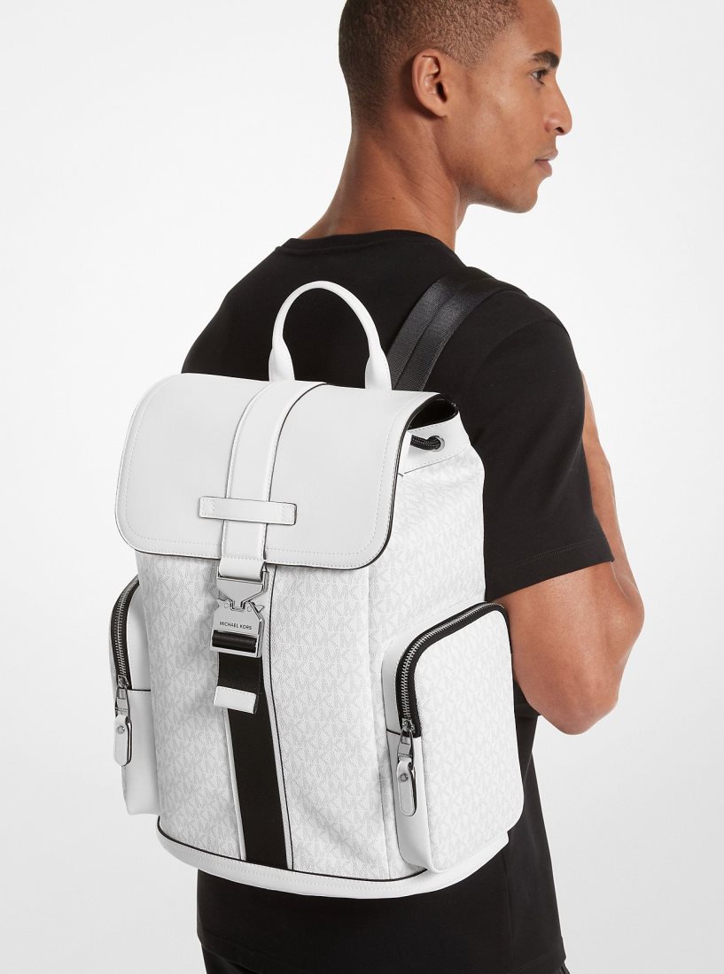 Mochilas Michael Kors Hudson Signature Logo and Leather Cargo Backpack Hombre Bright Wht | 7361-DNCIU