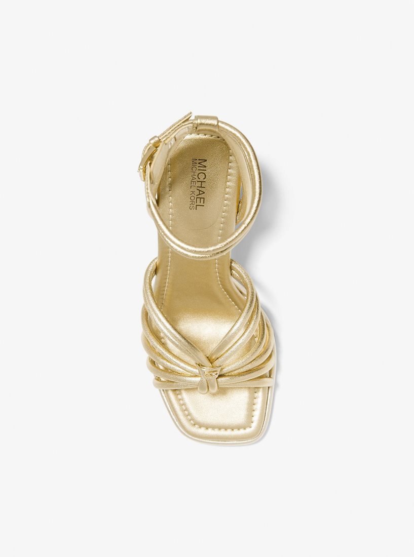 Sandalias Michael Kors Astra Metallic Leather Sandal Mujer Doradas | 3879-KCDRB