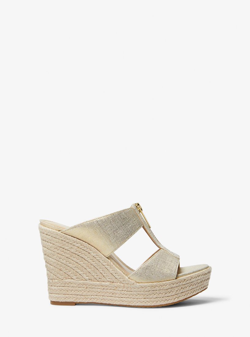 Sandalias Michael Kors Bradley Metallic Canvas Wedge Sandal Mujer Doradas | 7802-KBDEZ