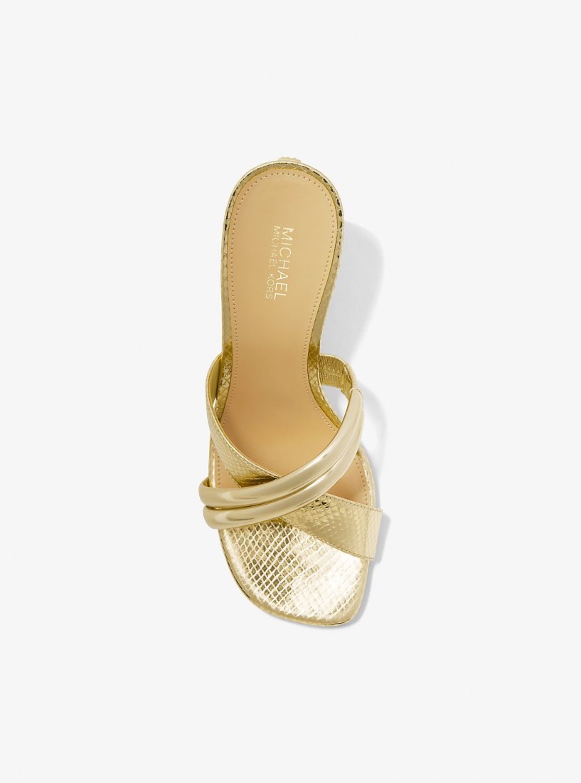 Sandalias Michael Kors Nadina Metallic Snake Embossed Leather Mule Mujer Doradas | 2049-BECTW