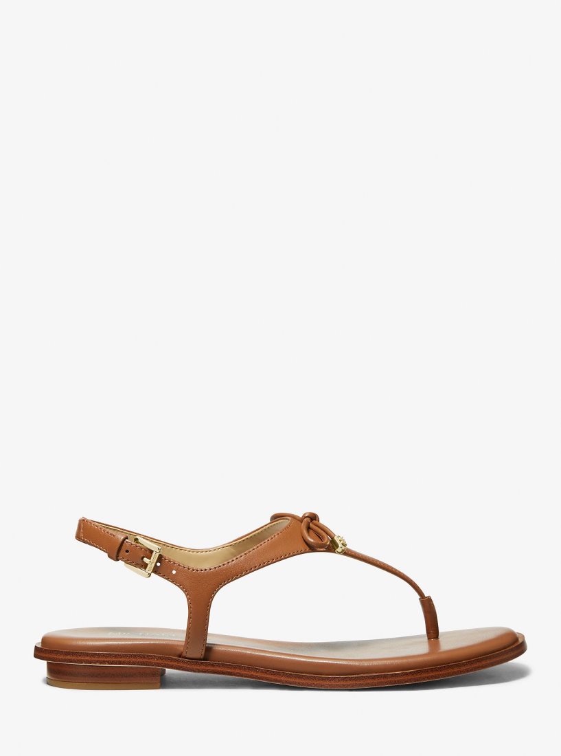 Sandalias Michael Kors Nori Leather T-Strap Sandal Mujer Luggage | 7328-FVIYM